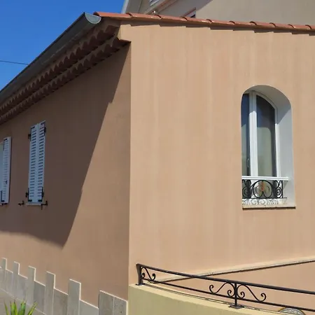 Grand T2 Meublé-juan Pins-logt8 Apartamento