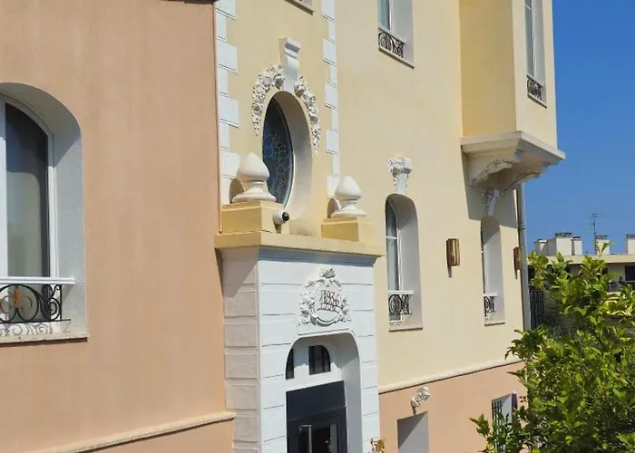 Apartamento Grand T2 Meublé-juan Pins-logt8